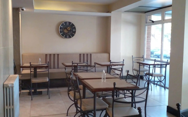Hotel San Martin