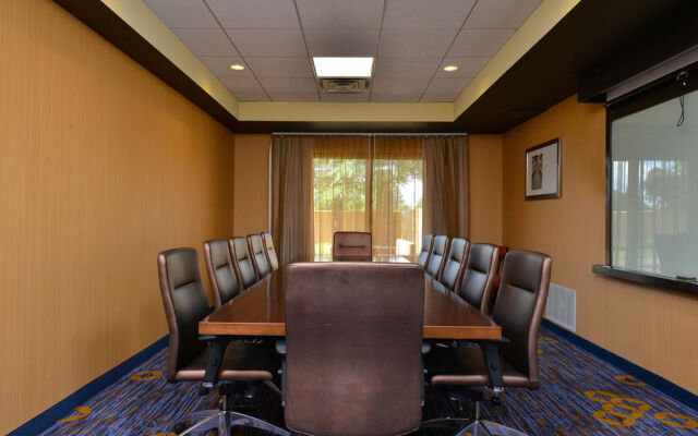 Courtyard Bentonville