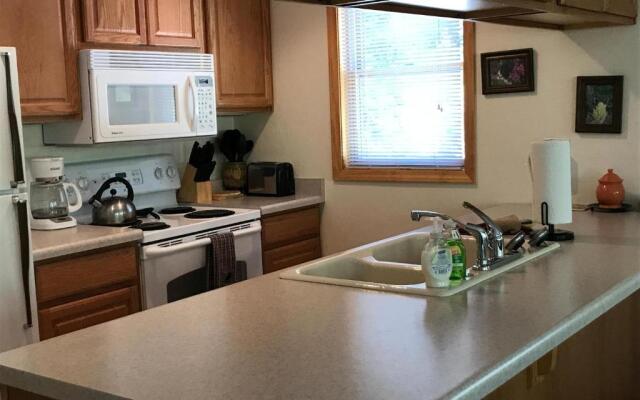 1494OAK Cliff Top Condo