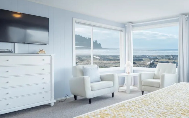 Seaside Vacation Homes