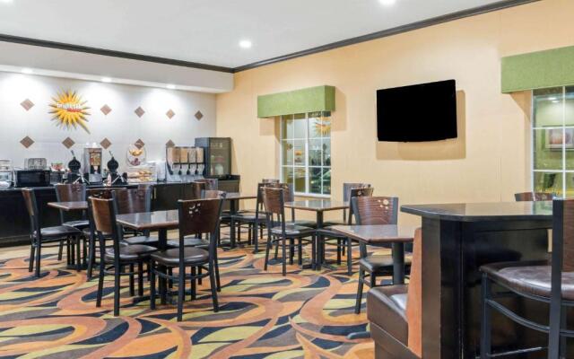 La Quinta by Wyndham McAlester