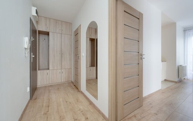 Bright Apartment With Balcony by Renters