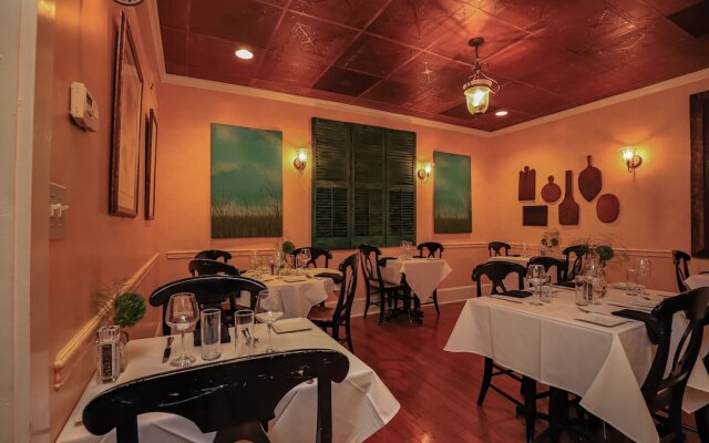 The Charlotte Hotel & Restaurant