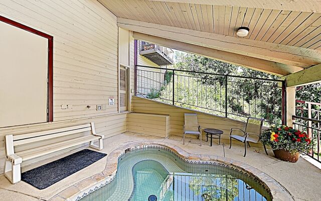 55 Upper Woodbridge - 3 Br Condo