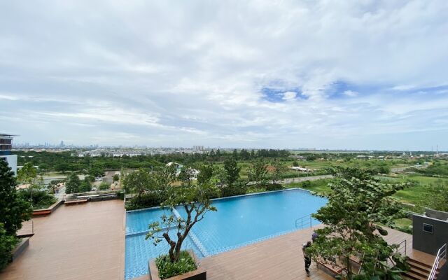 Cozy Stay Studio At Sayana Bekasi Apartment