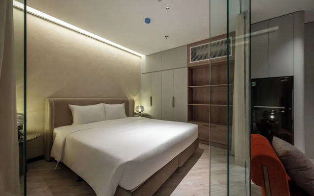 iRest Signature Ba Dinh Lakeside