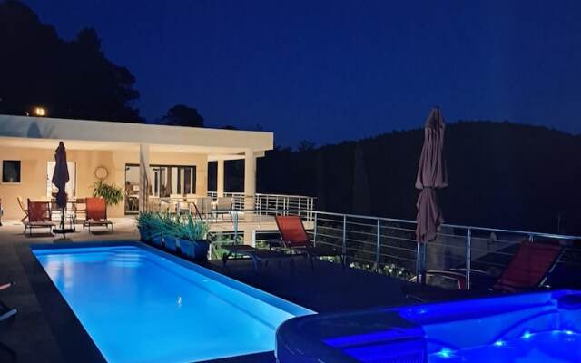 Les Hauts Du Peireguier