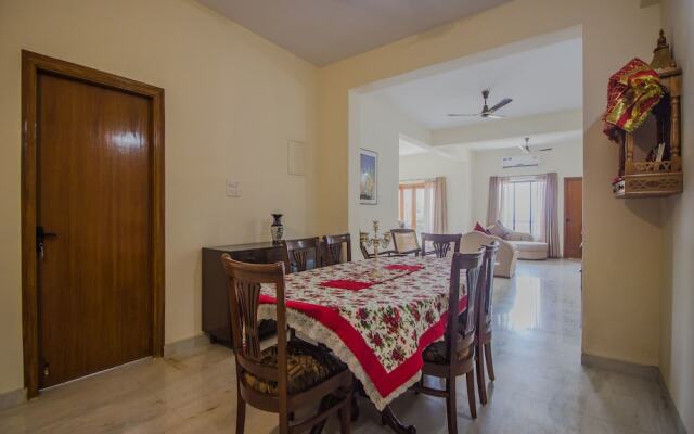 OYO 11351 Home 4BHK Miramar Beach