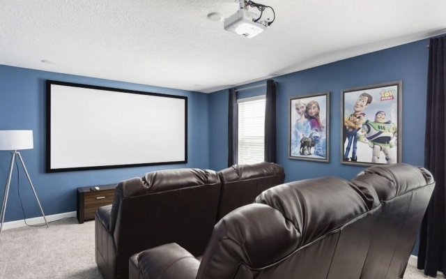 ChampionsGate 8BR Pool Home wTheater