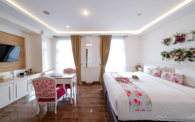 Heef Hotel Pasar Baru