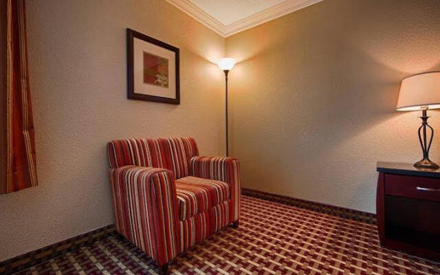 Best Western Plus Johnson City Hotel & Conference