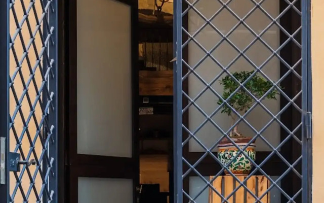 Citycenter Unique Apartment-sleeps 2- Pet Friendly