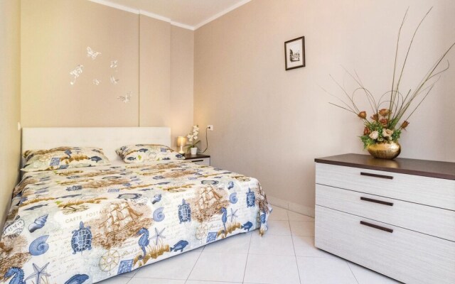 Awesome Home in Vodnjan With Wifi and 6 Bedrooms