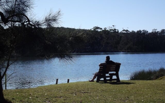 Lake Conjola Waterfront Holiday Park