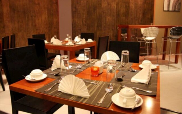 Plan B Hotel