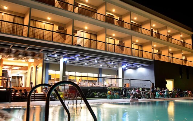 Rivermount Hotel and Resort