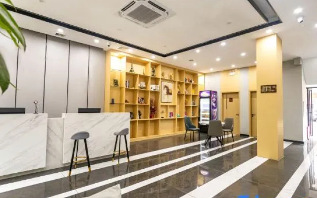 Huanpeng Collection Hotel (Yulin Bus Station Main Store)