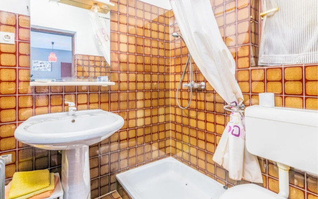 Stunning Apartment in Stara Baska With Wifi