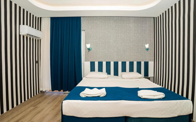 Miss Cleopatra Hotel