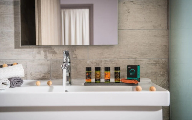 Enorme Eanthia Beach