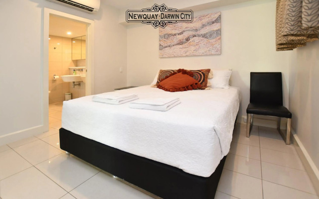 "NEWQUAY" Ideal Location & Views at PenthousePads