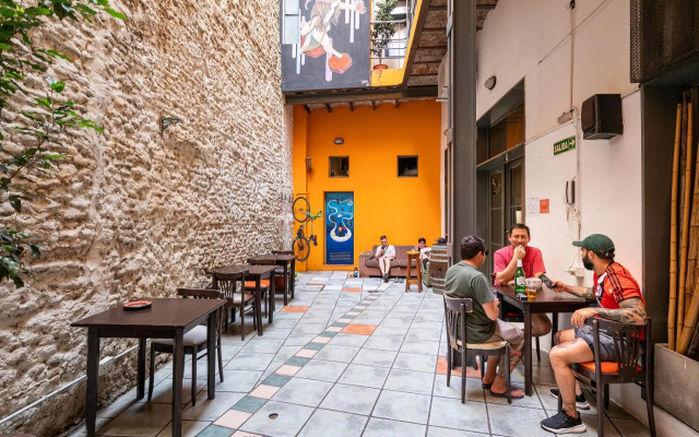 Granados Hostel