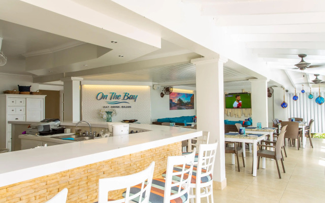 Yellow Bird Hotel