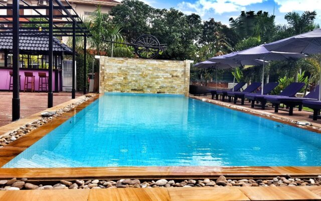 White Lotus Resort