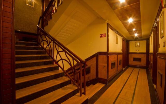 Hotel Sunstar Grand