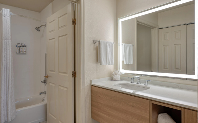 Staybridge Suites Allentown Bethlehem Airport by IHG