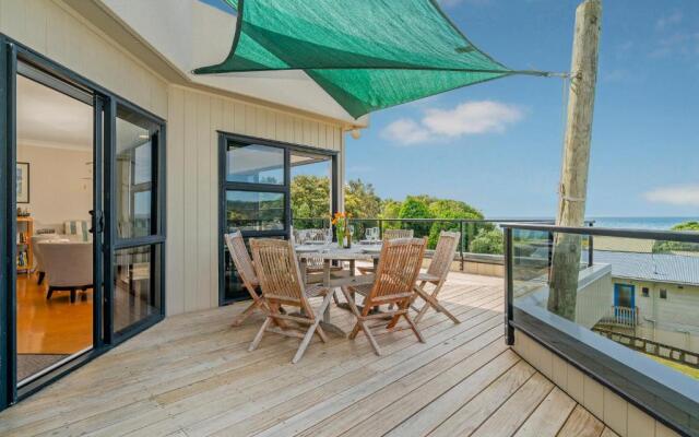 The Glass House - Kuaotunu Holiday Home