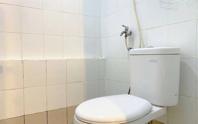 Best Strategic And Homey 2Br At Bassura City Apartment