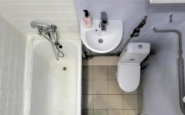 2-кімнатна квартира у центрі на Олександра Поля, шпиталь, 16лікарня