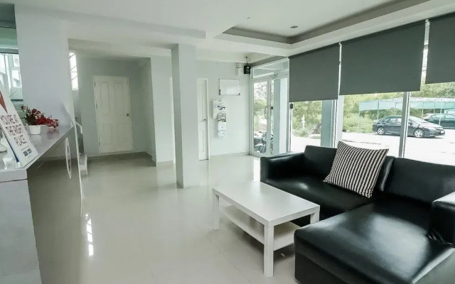 奈达素坤逸班纳客房酒店(Nida Rooms Sukhumvit 20 Bangna)
