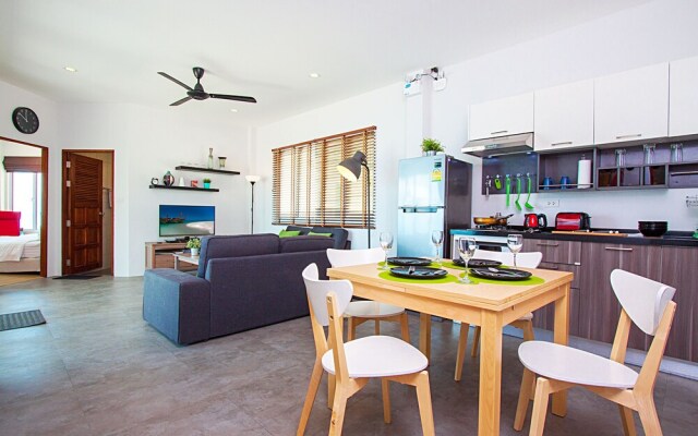 Interstellar Beachfront Villa B