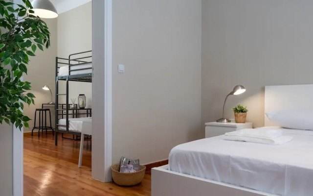 Nemeseos 80m² homm Apartment with Roof Garden and Pool