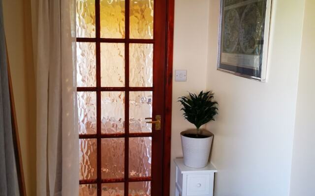 Impeccable 1-bed Lodge in Eastleigh