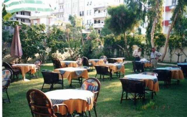 Grand Kent Otel