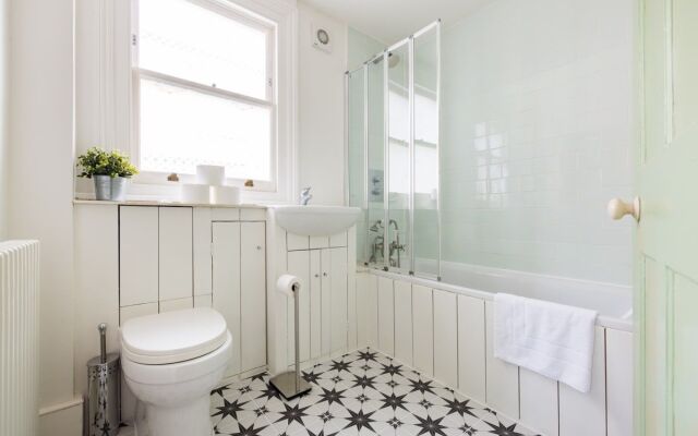 The Camberwell Secret - Alluring 3bdr House With Garden