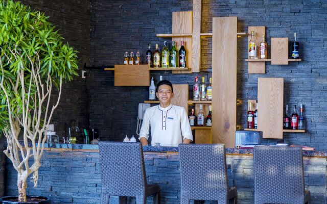 Alana Nha Trang Beach Hotel