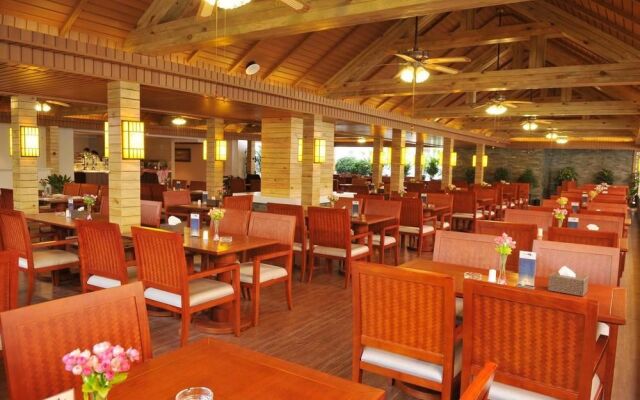 Xishuangbanna Harbour Side International Hotel