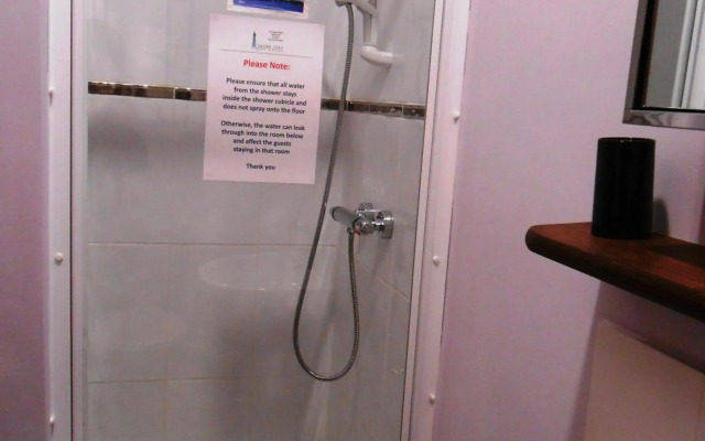 Shore Stay Guest House