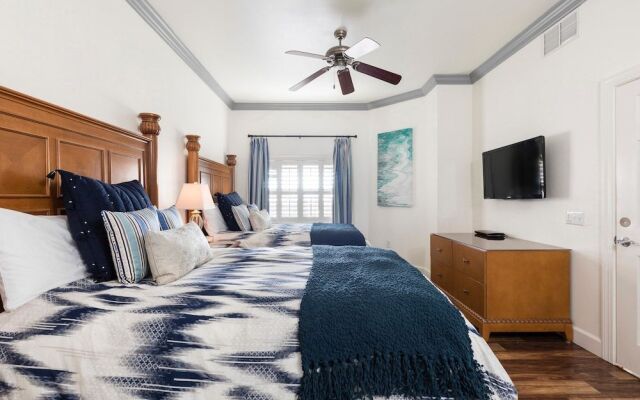 Condo Centre Court Supreme 3 Bedroom Reunion