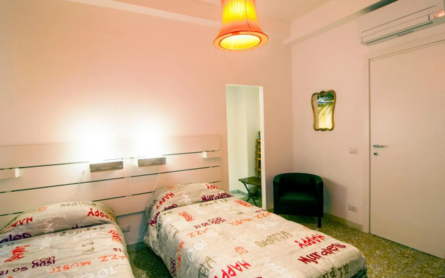 Vatican Museums Roomy Apartment