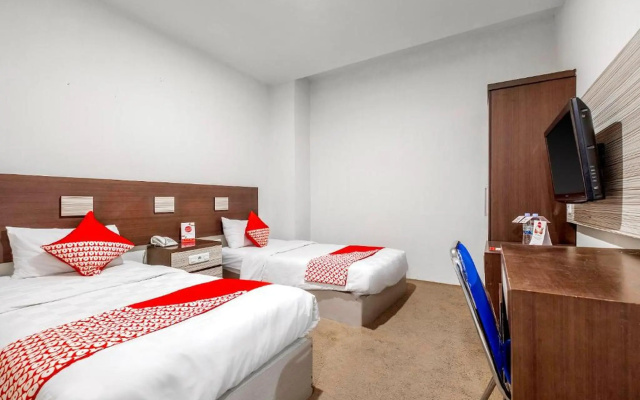 Townhouse Oak near Losari Beach formerly Lynt Hotel Makassar – Guest Rooms – Makassar