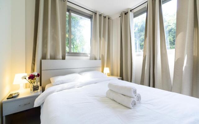 Dizengoff Inn