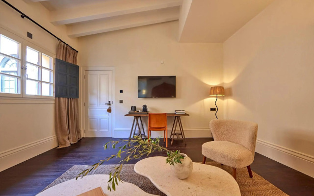 PuroGrand Hotel