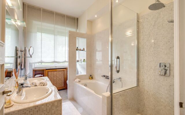 La Gaura Guest House