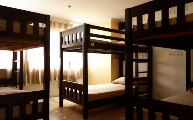 The Fort Budget Hotel - Bonifacio Global City