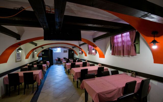 Hotel & Hostel Zagreb